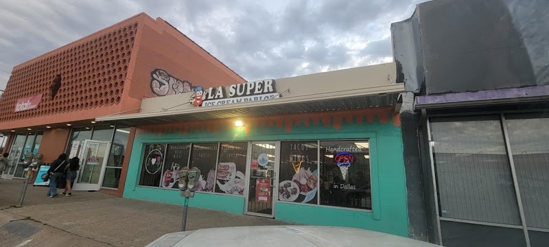 La Super Ice Cream Parlor photo