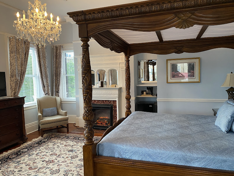 Godley Manor - Inn in Savannah