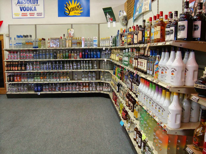 Wholesale Liquors - Liquor store in Charleston