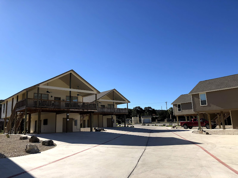 Gilligan's Campground - Campground in New Braunfels