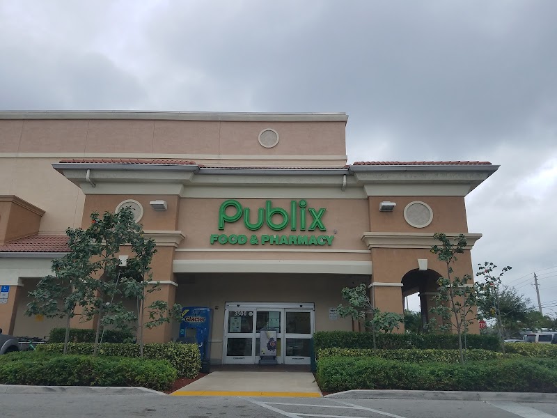 Publix Super Market at The Riverland Center - Supermarket in Fort Lauderdale