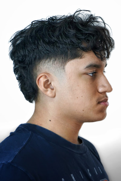 Black River Barbershop - Barber shop in Chicago