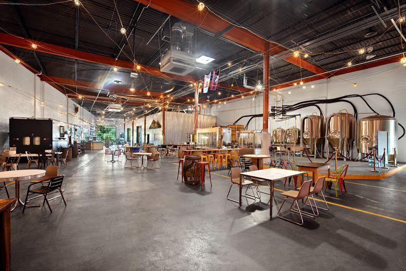 Monday Night Brewing - The Garage