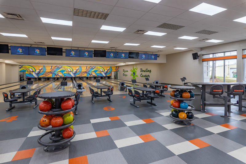 Pigeon Forge Bowling Center - Bowling alley in Pigeon Forge