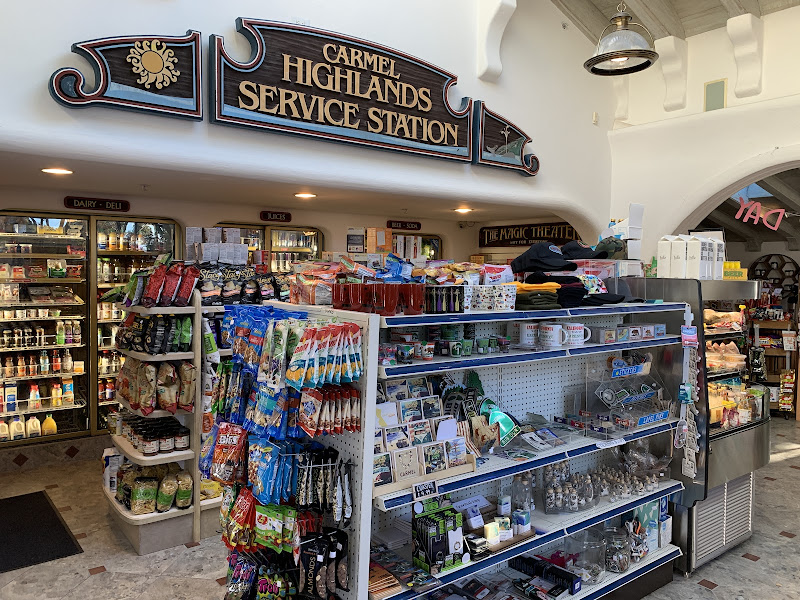Carmel Highlands General Store - General store in Carmel-By-The-Sea