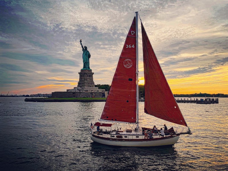 Narwhal Yacht Charters - Boat rental service in New York