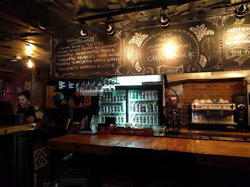 The Bitter Alibi - Bar in Chattanooga