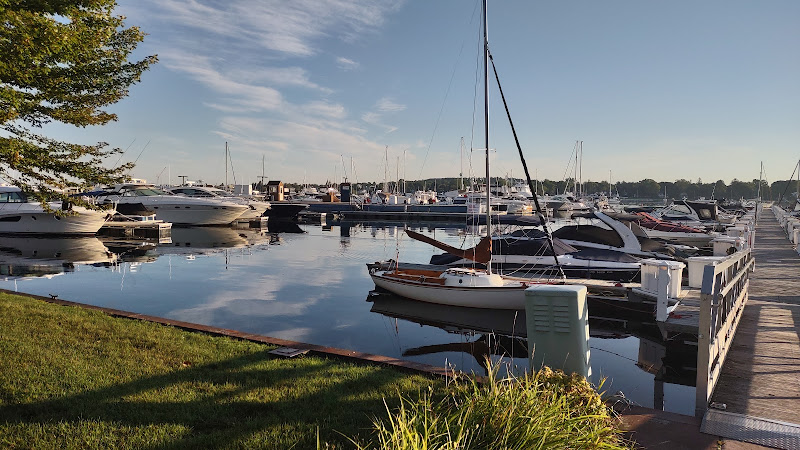 SkipperBud's Quarterdeck Marina - Marina in Sturgeon Bay