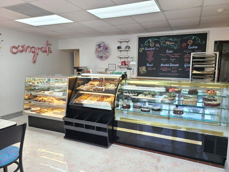 Breezy Bakery - Bakery in Cortez
