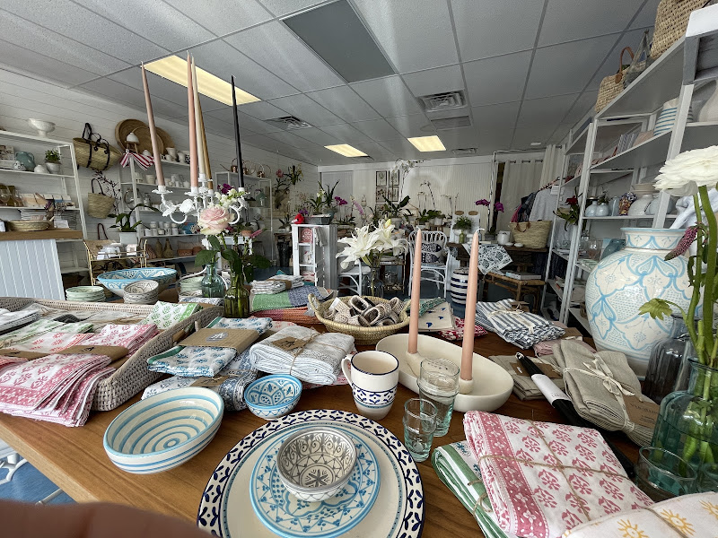 Driftwood Beach Home & Garden - Gift shop in Longboat Key