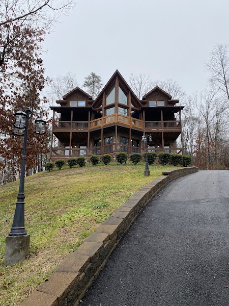 Smoky Mountain Cabins of Tennessee