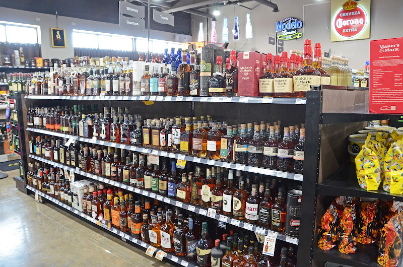 A&S Beverages Wine & Spirits on Halsted - Liquor store in 5058 S Halsted St