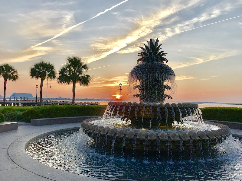 Pineapple Fountain - Tourist attraction in Charleston