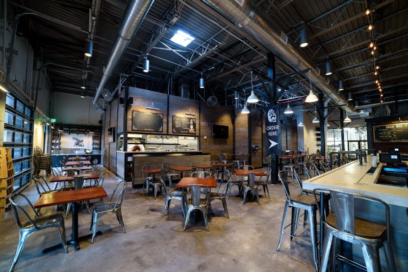 Edmund's Oast Brewing Co. - Brewery in Charleston