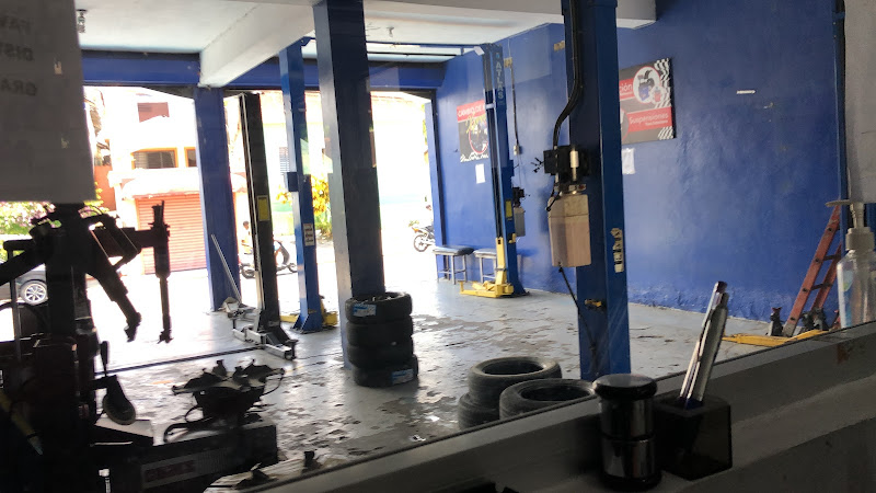 JC AUTO TIRE & SERVICES - Mechanic in C. 12 de Julio
