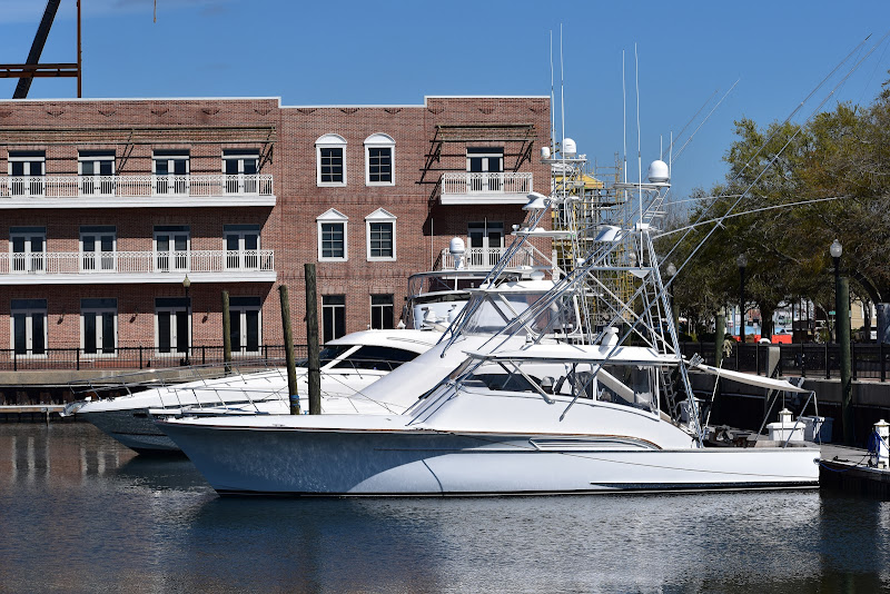 Palafox Pier Yacht Harbor Marina