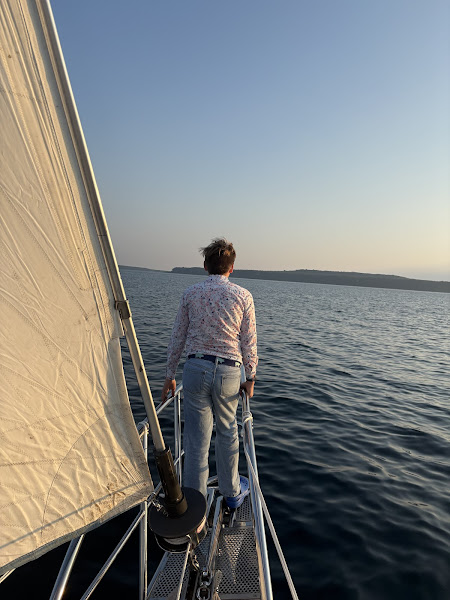 Windy Escapes - Boat tour agency in Mackinac Island