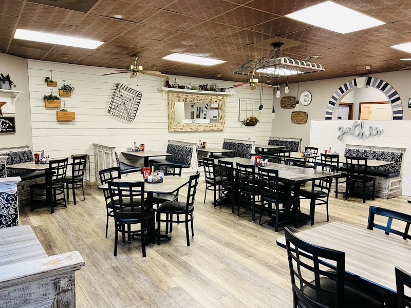 Rusty Rooster Breakfast and Lunch - Restaurant in Lake Ozark