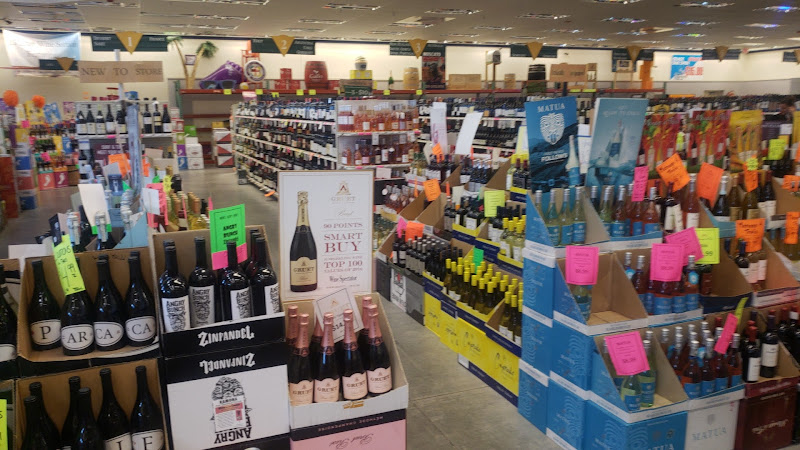 Wallaby's Liquor Warehouse - Liquor store in Denver