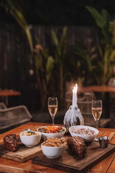 Kooks Smokehouse and Bar