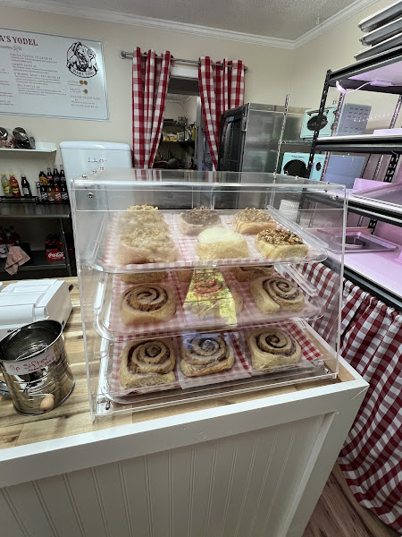 Olga’s Yodel Cinnamon Rolls - Bakery in Gatlinburg