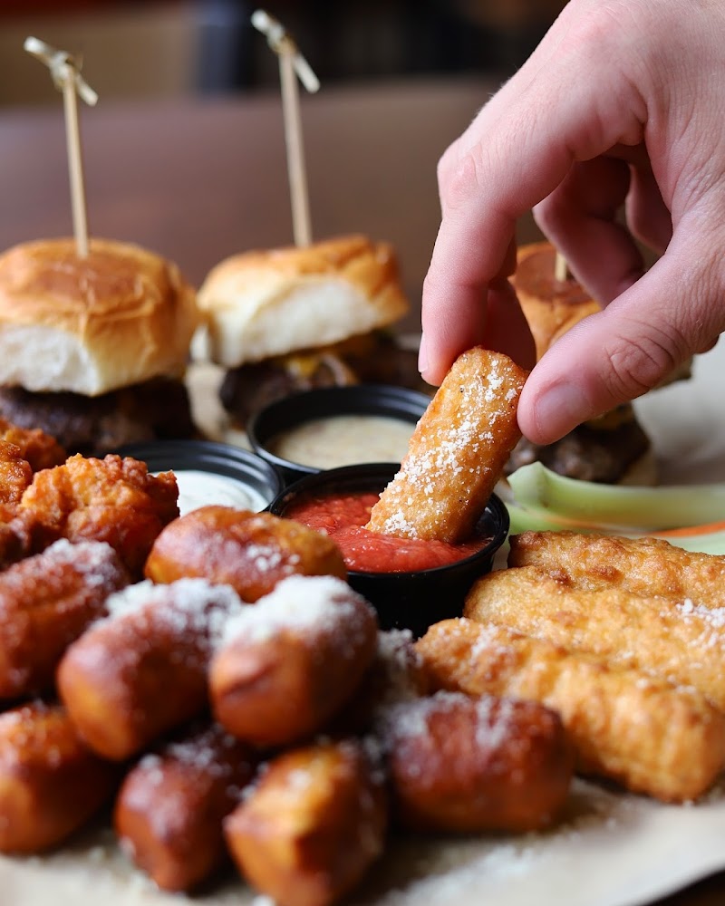 Puckers Sports Grill photo