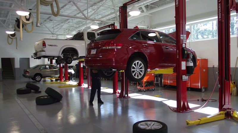 Quick Fix Auto - Auto body shop in Montego Bay
