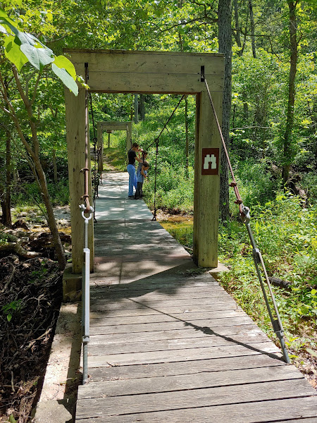 Ozark Caverns Visitor Center - Visitor center in Linn Creek