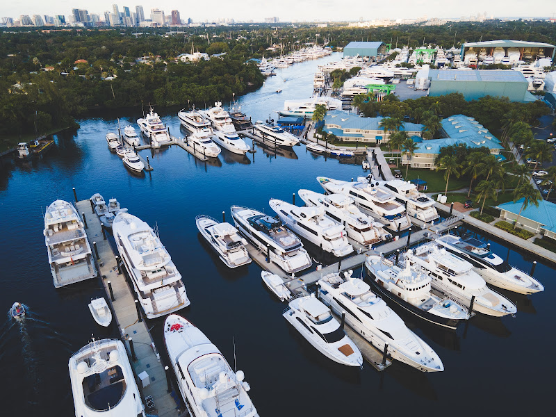 Safe Harbor Lauderdale Marine Center