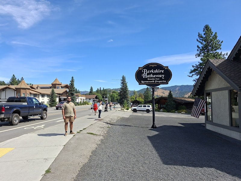 Berkshire Hathaway HomeServices Leavenworth Properties / Cascade Properties