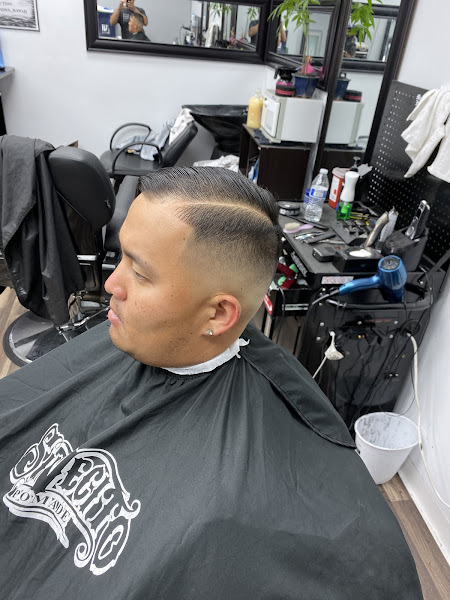Ace of fades Hawaii - Barber shop in Waipahu