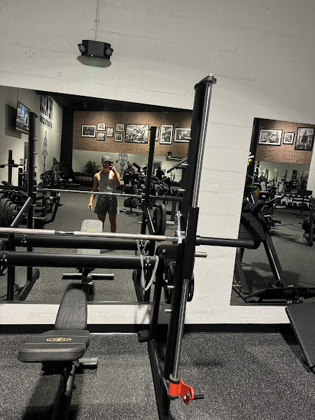 Gold's Gym Tampa (Gas Worx)