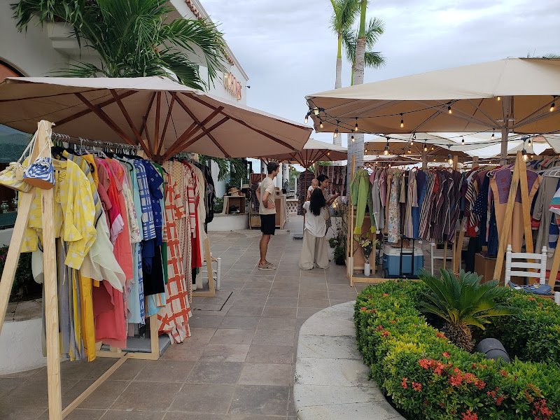 The Shoppes at Palmilla - Shopping mall in 23406 San José del Cabo