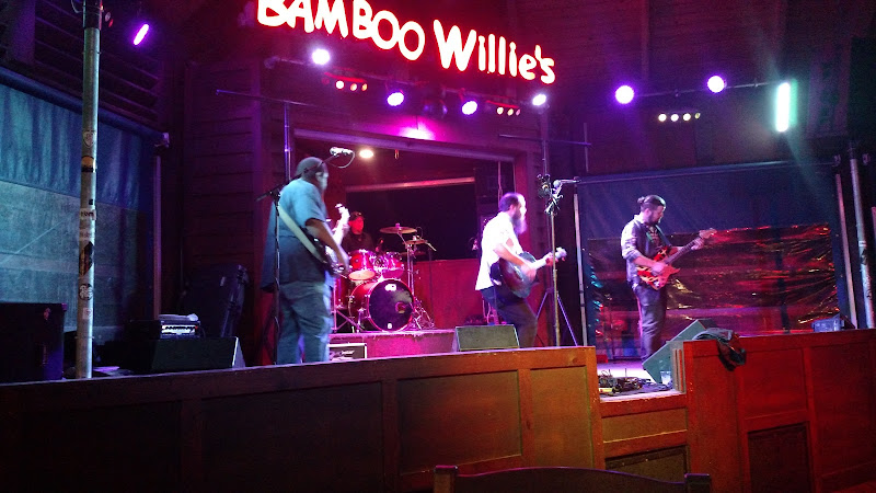 Bamboo Willie's Beachside Bar on Pensacola Beach