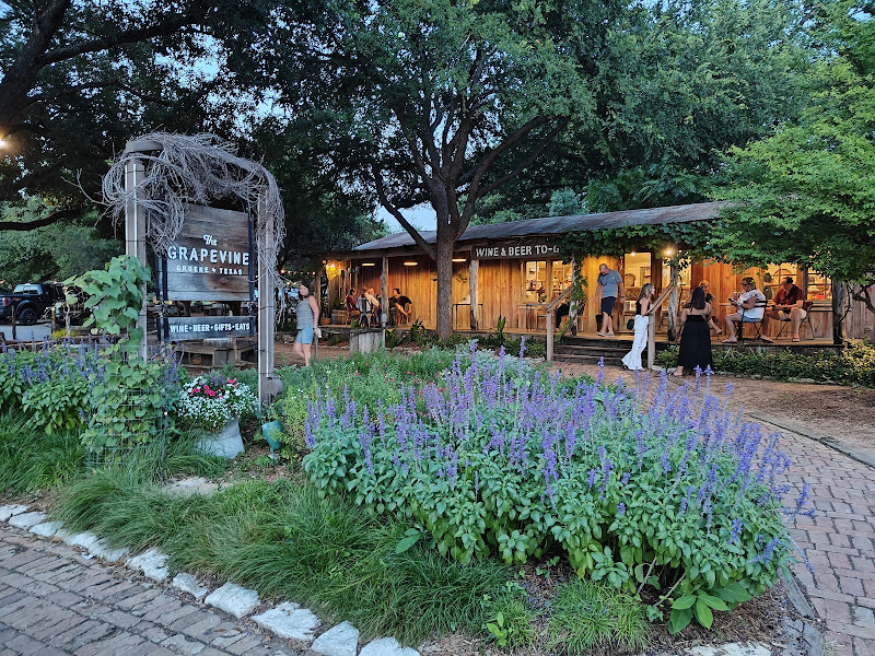 The Grapevine - Wine bar in New Braunfels
