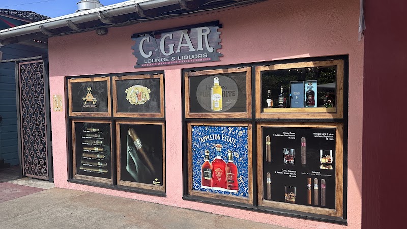 Fine Cigar lounge / shop - Cigar shop in island village