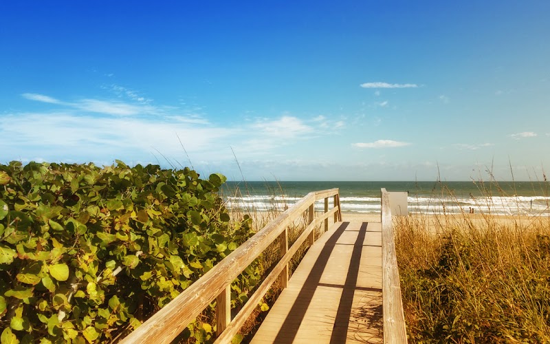 FLcasa Cocoa Beach Vacation Rentals