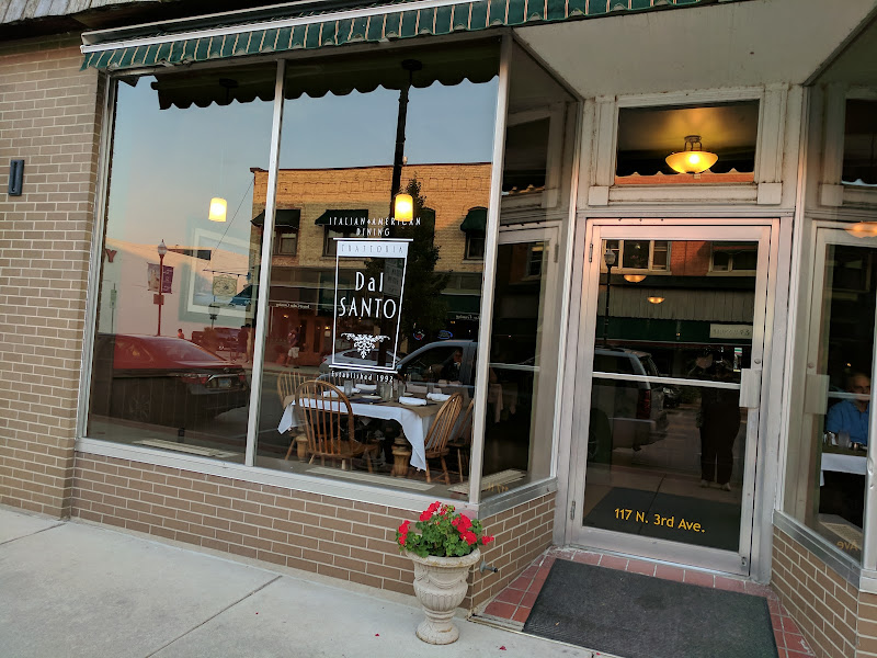 Trattoria Dal Santo - Italian restaurant in Sturgeon Bay
