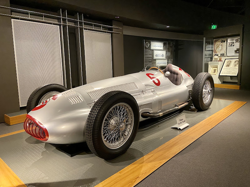 Revs Institute, Inc. - Museum in Naples