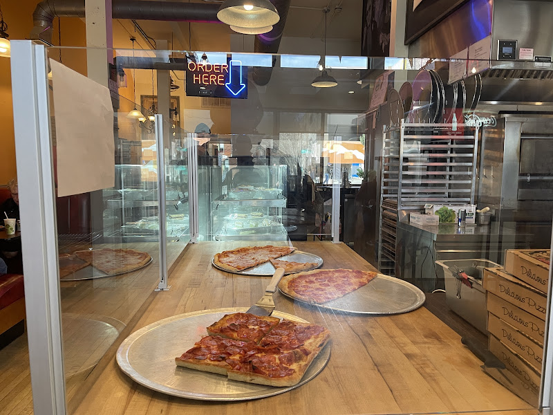 Birdie's Pizza - Pizza restaurant in Asheville