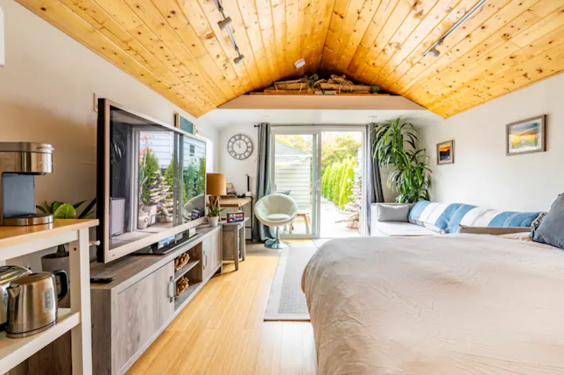 The West Seattle Driftwood Cottage - Vacation home rental agency in Seattle