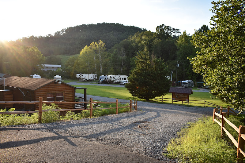 Birds Creek Campground, Tennessee - RV park in Sevierville