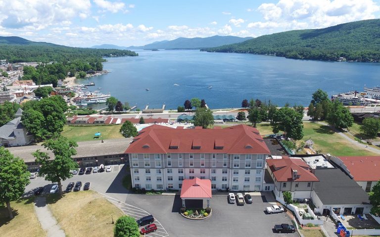 Fort William Henry Hotel - Hotel in Lake George