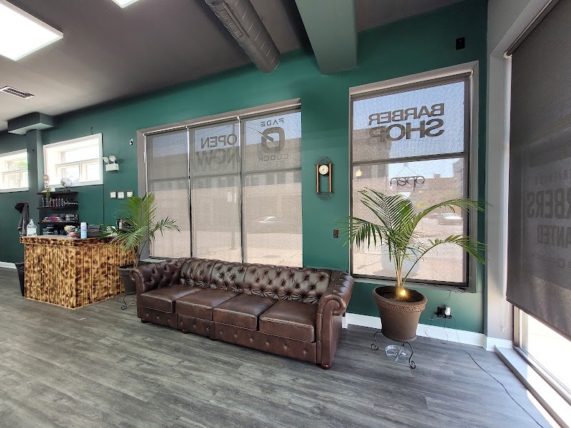 Fade O clock Barbershop - Barber shop in Chicago