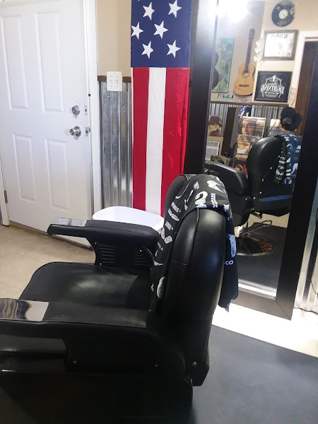 The Men's Room Barbershop - Barber shop in Orange Beach