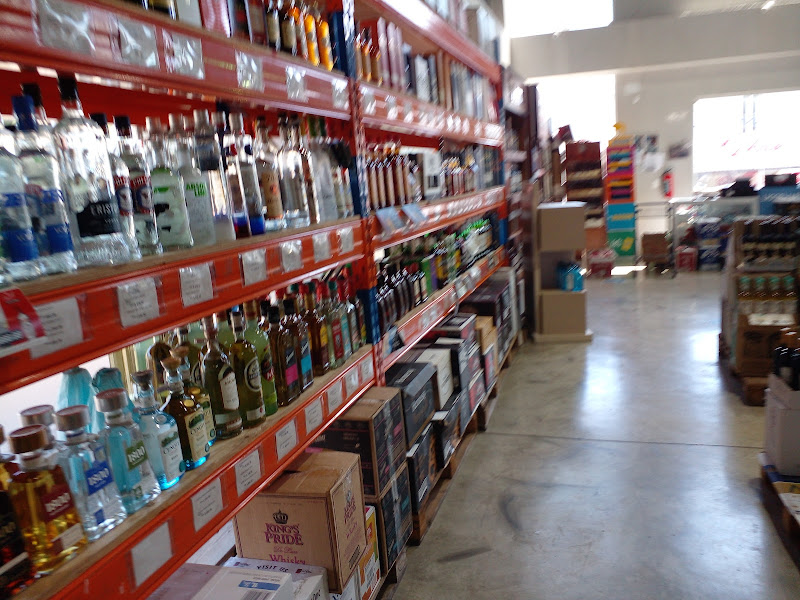 Licormart Cash & Carry, Puerto Plata - Liquor store in Puerto Plata 57000