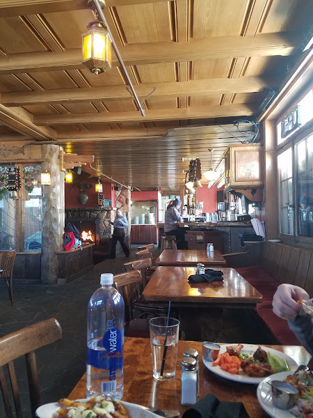 The Yodler Restaurant & Bar - Bar in Mammoth Lakes