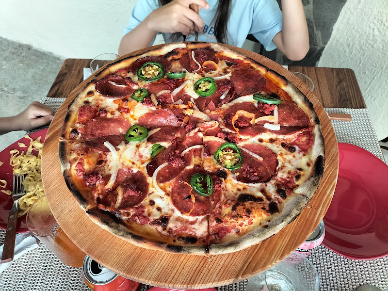 Peperone - Pizza restaurant in C. Félix Ortega