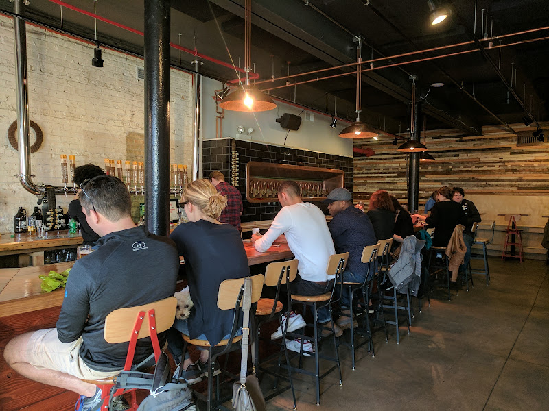 Dovetail Brewery - Brewery in Chicago