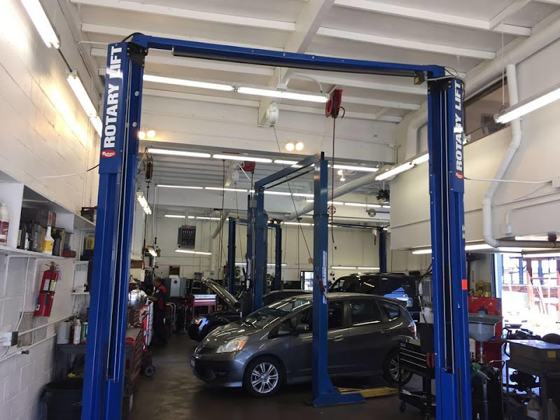 Tom’s Automotive of West Seattle